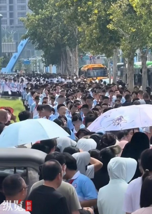 日升策略 山东菏泽一中学初一新生多达94个班，网友担心能否保证教学质量 教体局：学校会有相应措施